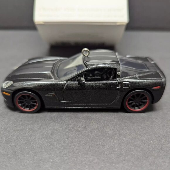 Hallmark Keepsake Ornament 2011 Chevrolet 100th Anniversary Corvette Christmas - Picture 3 of 7